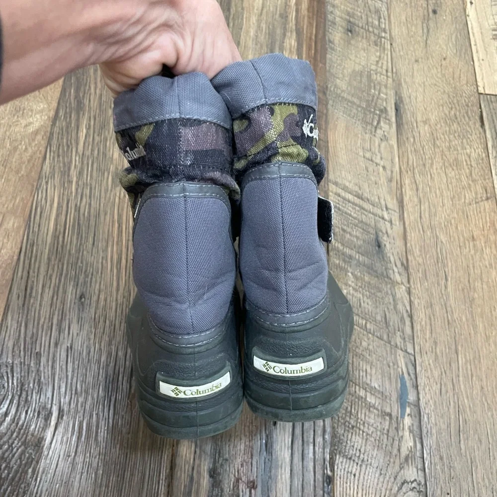 Columbia camo winter snow boots boy 9